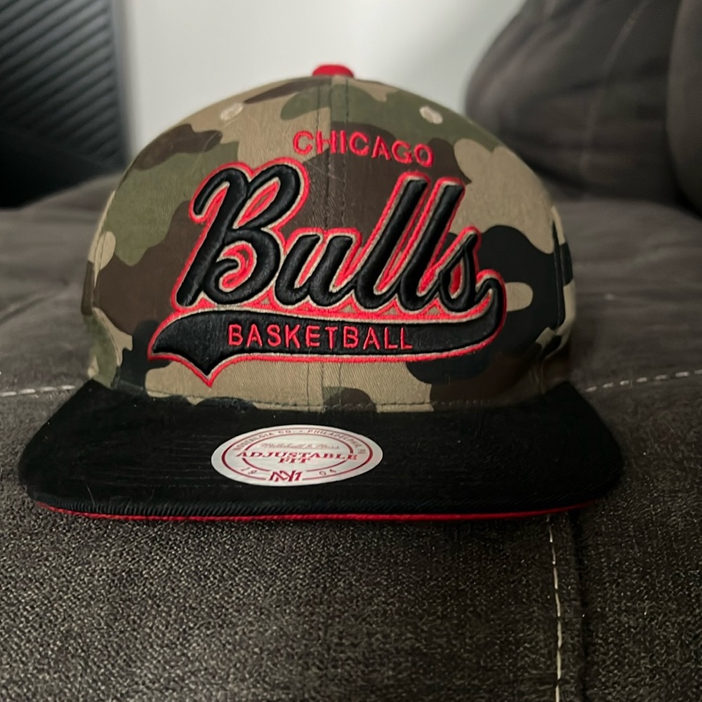 Mitchell and Ness Bulls hat